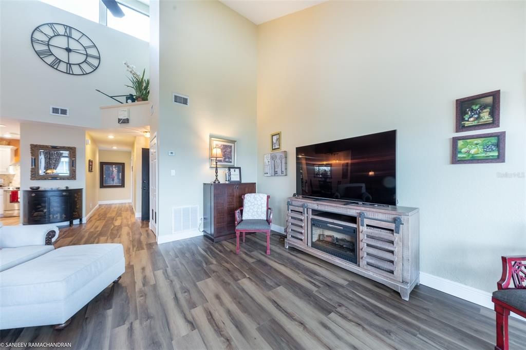 В аренду: $5,500 (2 спален, 2 ванн, 1913 Квадратных фут)