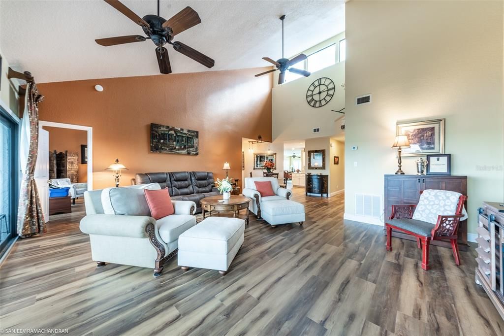 В аренду: $5,500 (2 спален, 2 ванн, 1913 Квадратных фут)