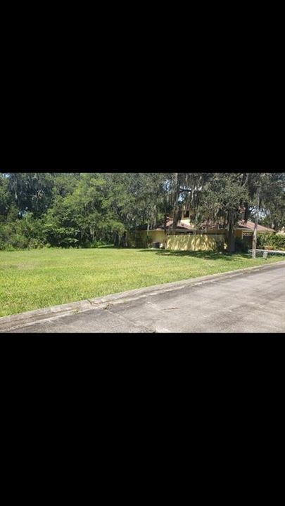 En Venta: $45,000 (0.09 acres)