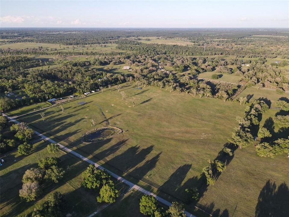 На продажу: $749,000 (20.40 acres)