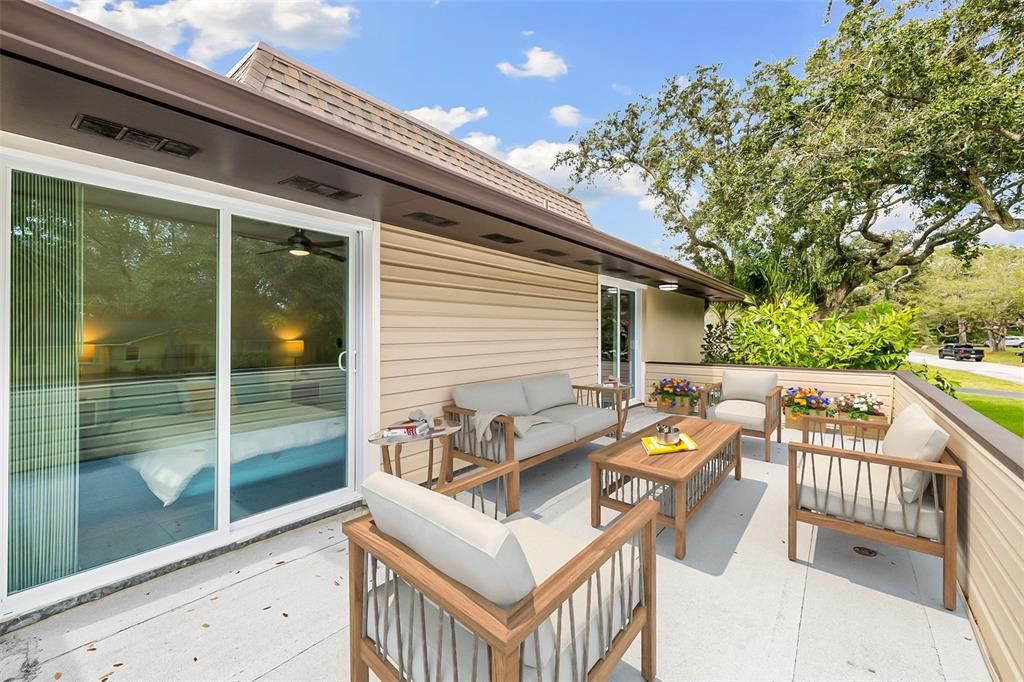 Recently Sold: $1,335,000 (5 beds, 4 baths, 5001 Square Feet)