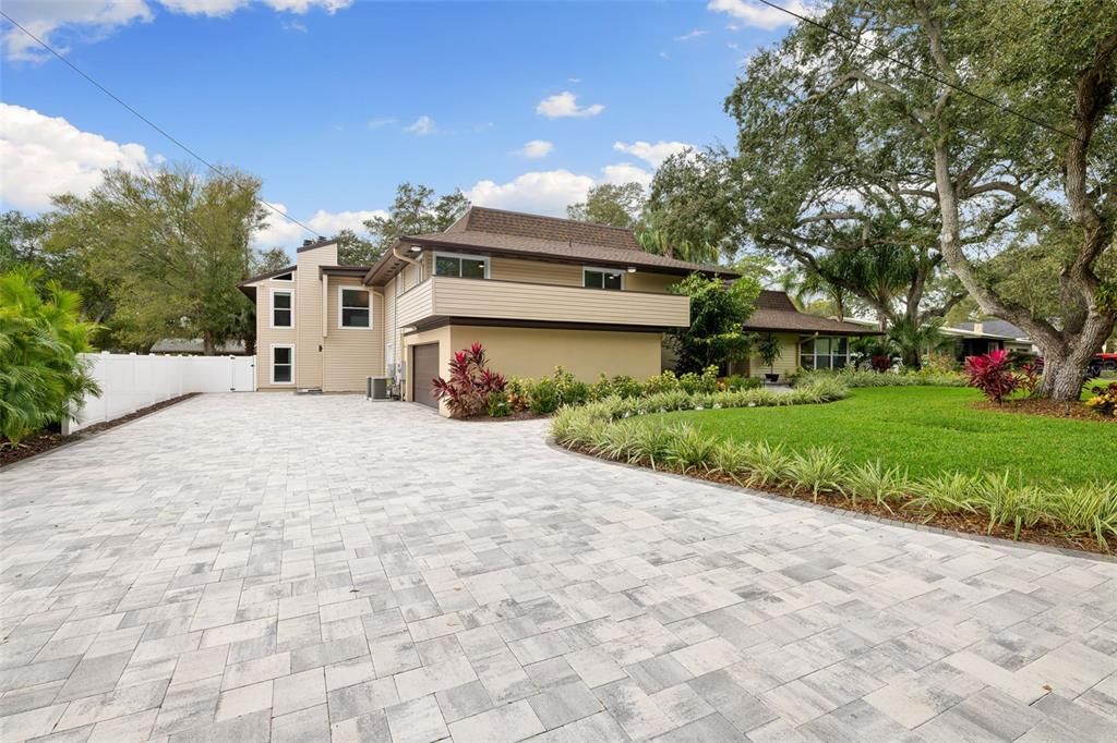 Recently Sold: $1,335,000 (5 beds, 4 baths, 5001 Square Feet)