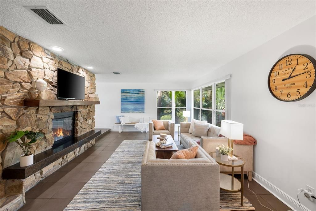 Recently Sold: $1,335,000 (5 beds, 4 baths, 5001 Square Feet)