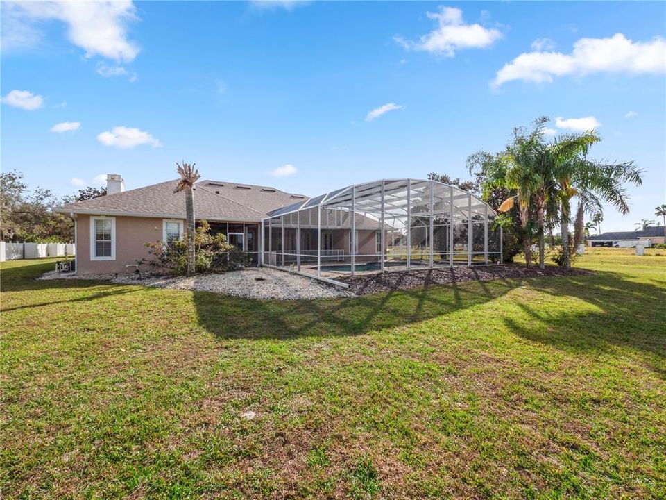 Active With Contract: $985,000 (3 beds, 3 baths, 3217 Square Feet)