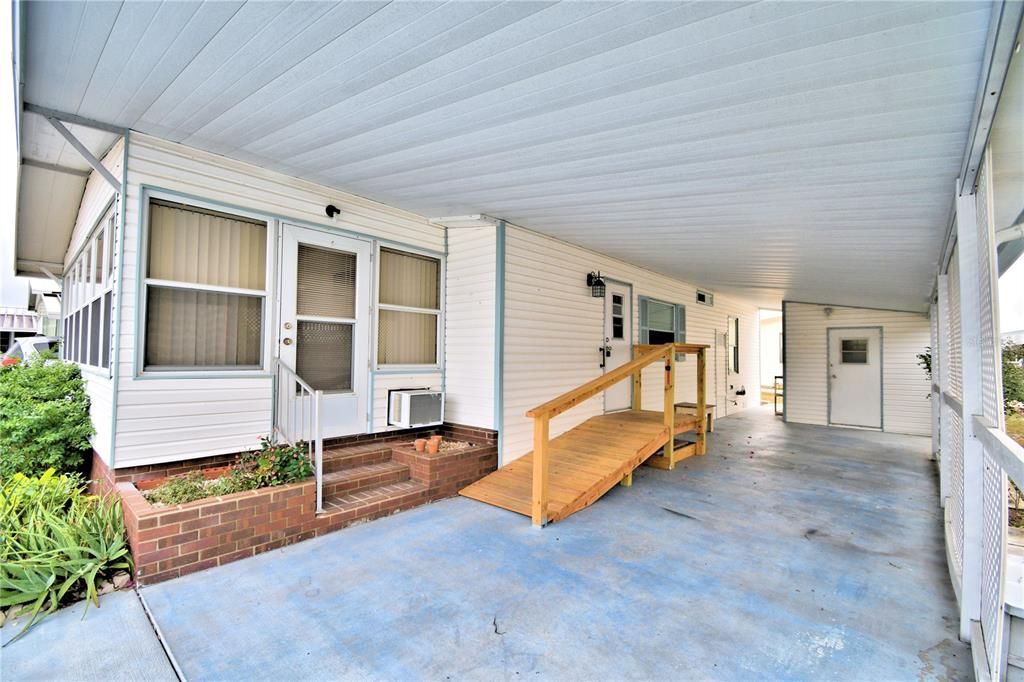 For Sale: $92,000 (2 beds, 2 baths, 864 Square Feet)