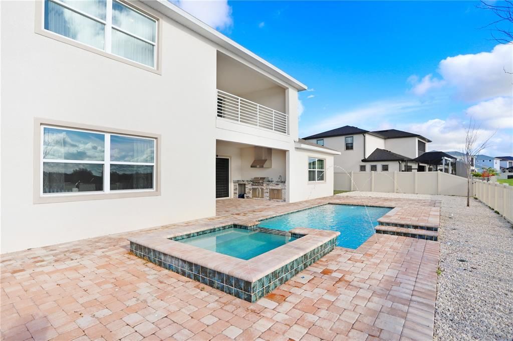 Recently Sold: $1,480,000 (7 beds, 5 baths, 4977 Square Feet)