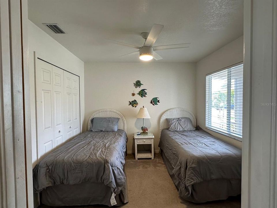 For Rent: $5,500 (3 beds, 2 baths, 1397 Square Feet)