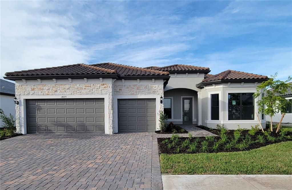 Recently Sold: $1,001,735 (3 beds, 3 baths, 2483 Square Feet)