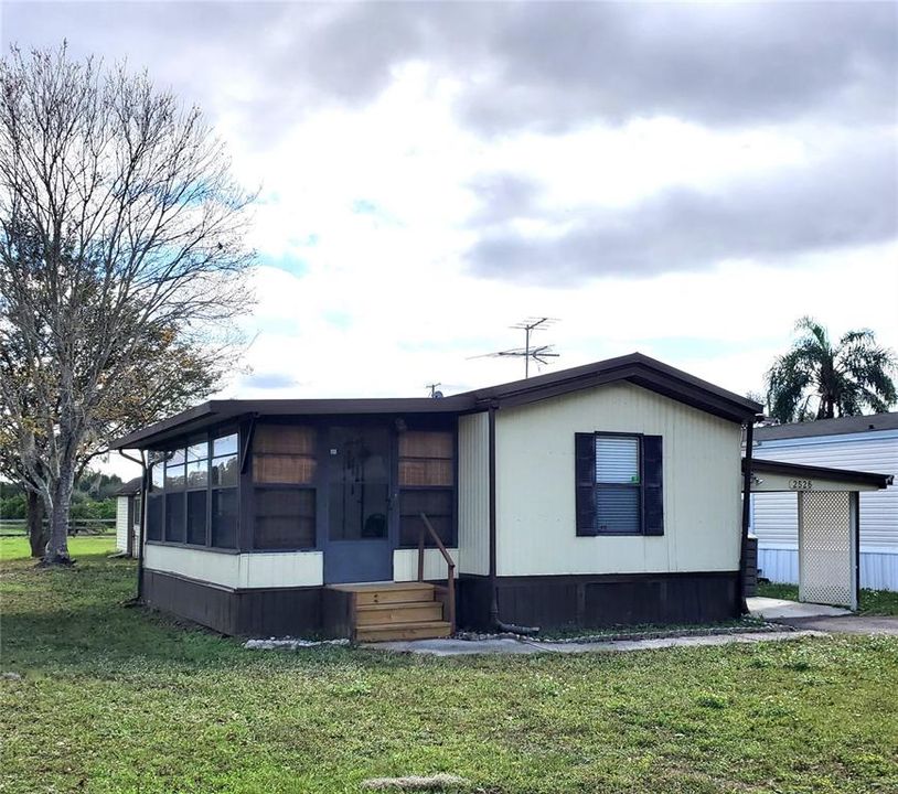 2526 Exterior