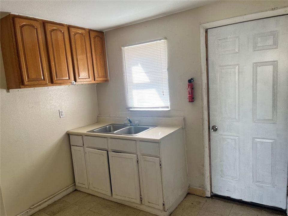 Recently Rented: $625 (2 beds, 1 baths, 600 Square Feet)