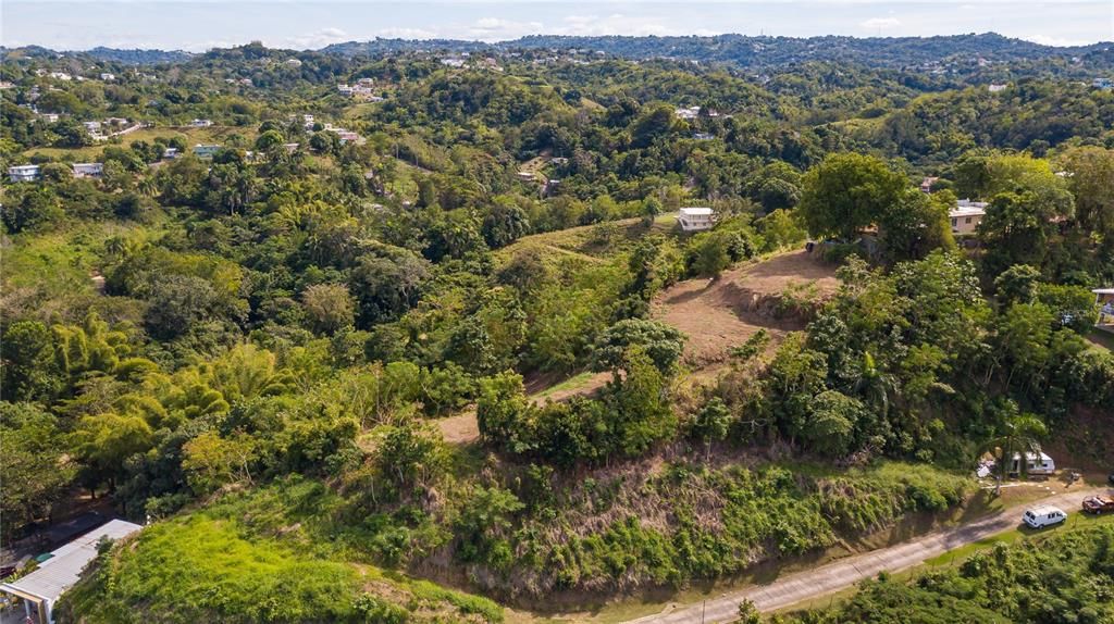 待售: $175,000 (0.89 acres)