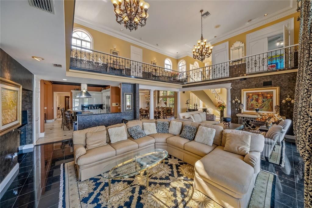 For Sale: $8,600,000 (7 beds, 8 baths, 10000 Square Feet)