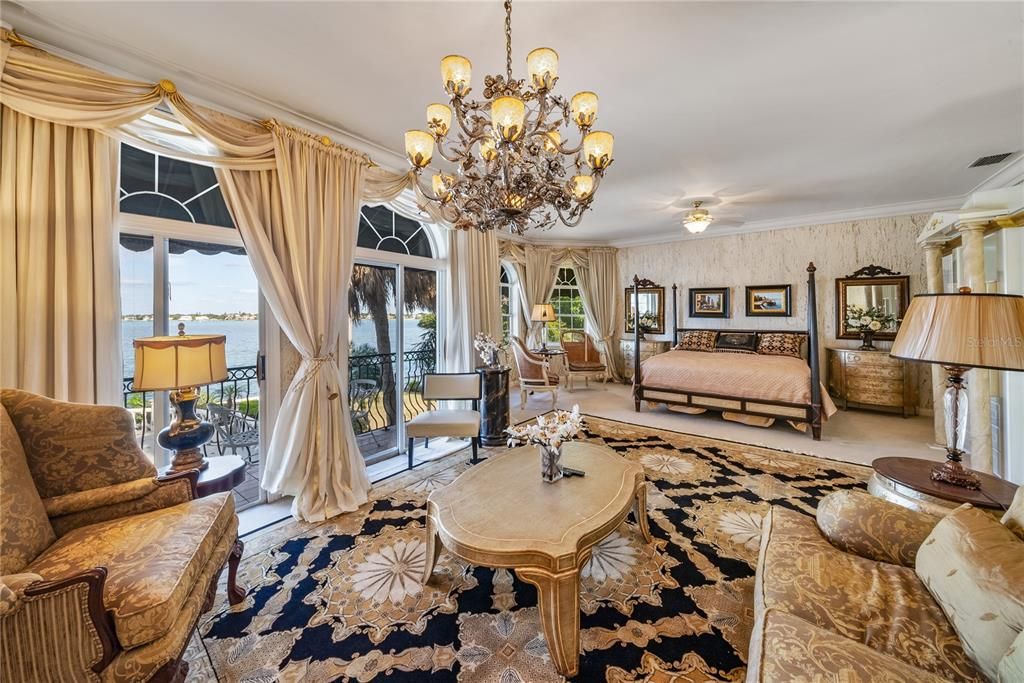 For Sale: $8,600,000 (7 beds, 8 baths, 10000 Square Feet)