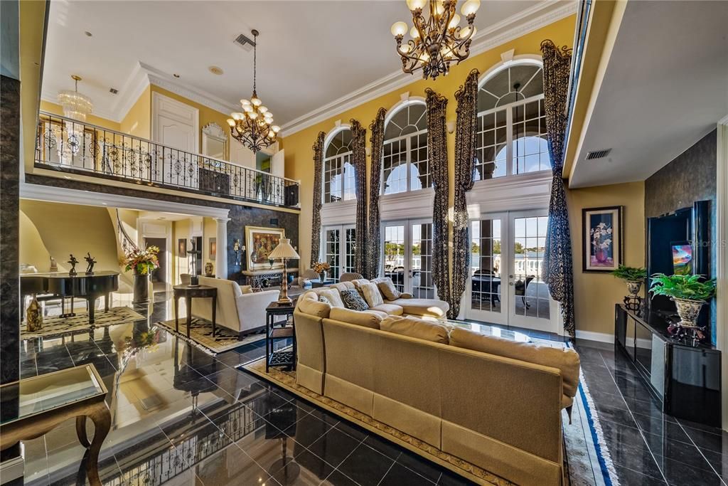 For Sale: $8,600,000 (7 beds, 8 baths, 10000 Square Feet)