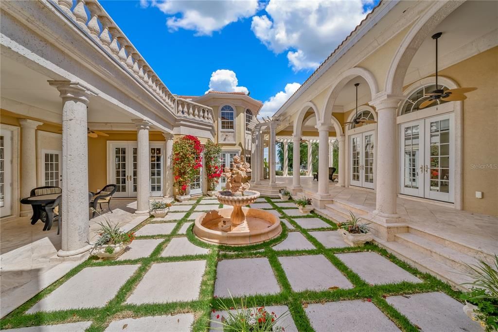 For Sale: $8,600,000 (7 beds, 8 baths, 10000 Square Feet)