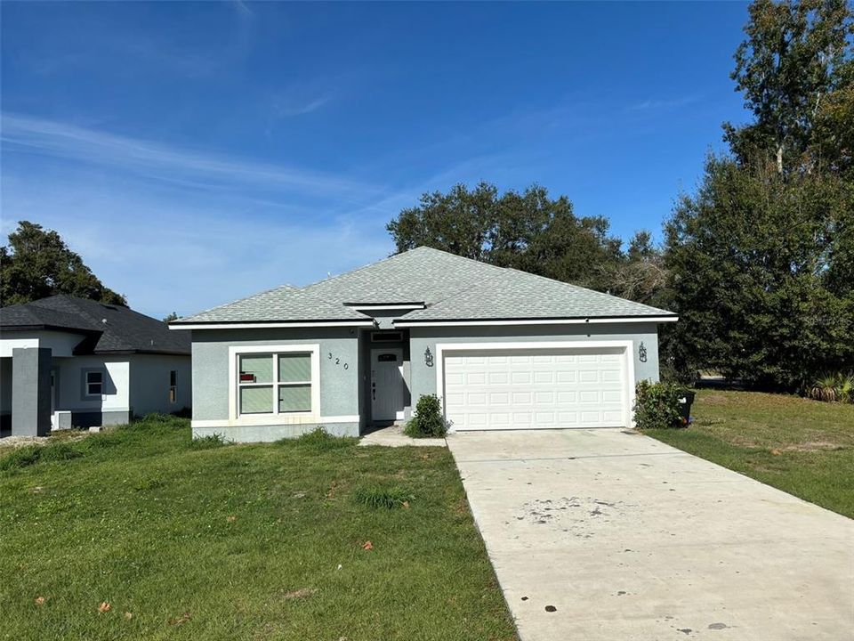 Recently Sold: $435,000 (4 beds, 2 baths, 1750 Square Feet)