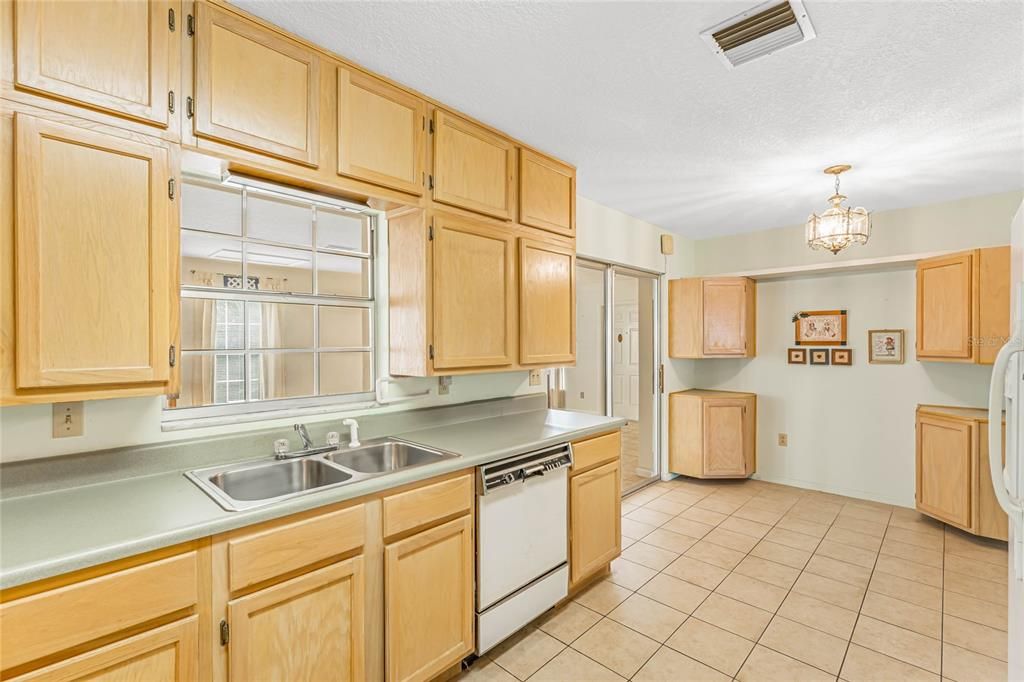 Kitchen with Breakfast Nook