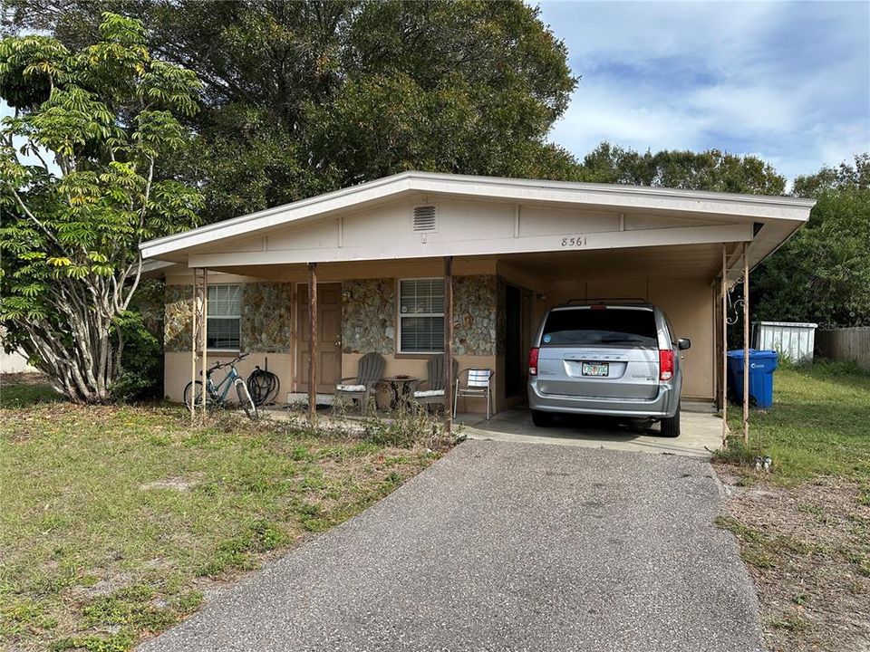 Recently Sold: $200,000 (2 beds, 1 baths, 1216 Square Feet)