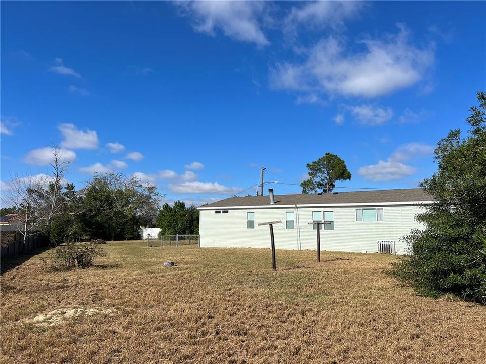 Recently Sold: $235,000 (3 beds, 2 baths, 1512 Square Feet)