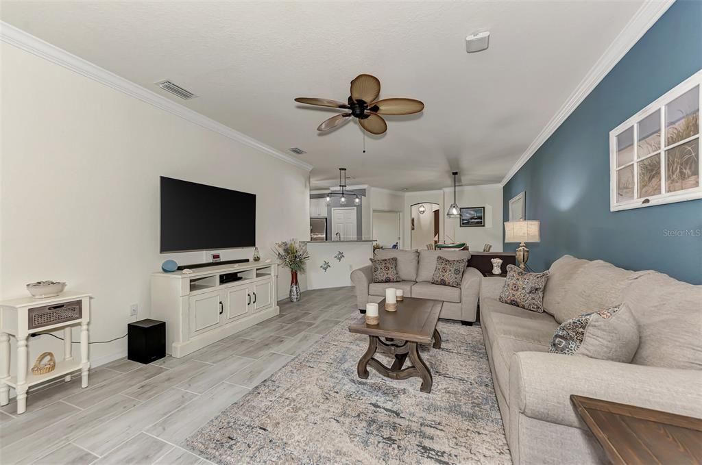 Recently Sold: $459,000 (2 beds, 2 baths, 1568 Square Feet)