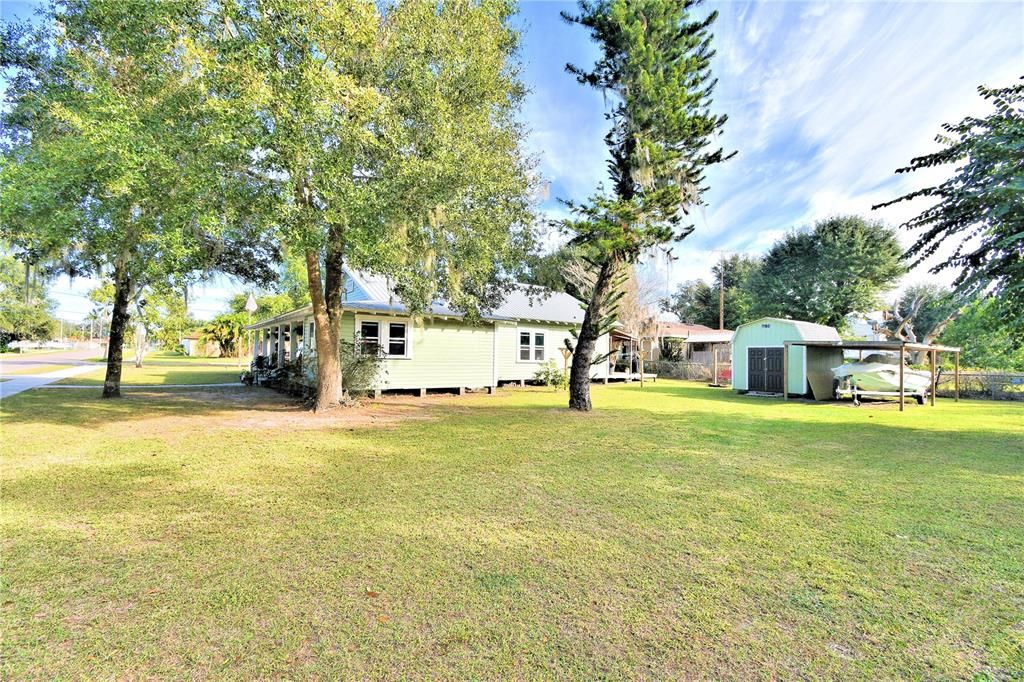For Sale: $289,900 (3 beds, 2 baths, 1544 Square Feet)