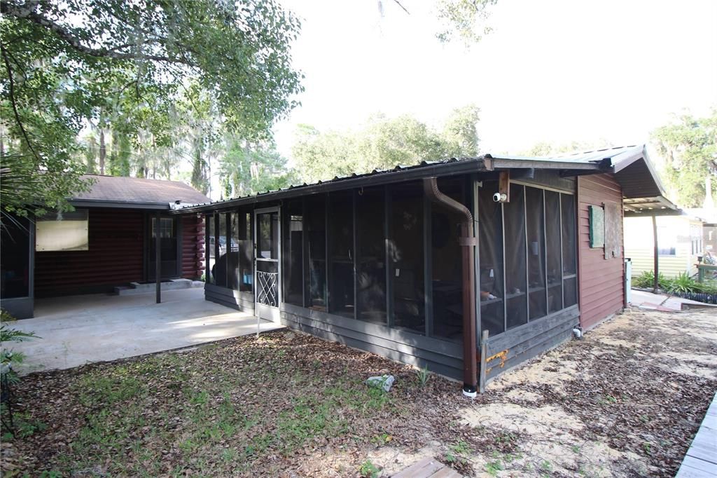 For Sale: $274,000 (2 beds, 2 baths, 1008 Square Feet)