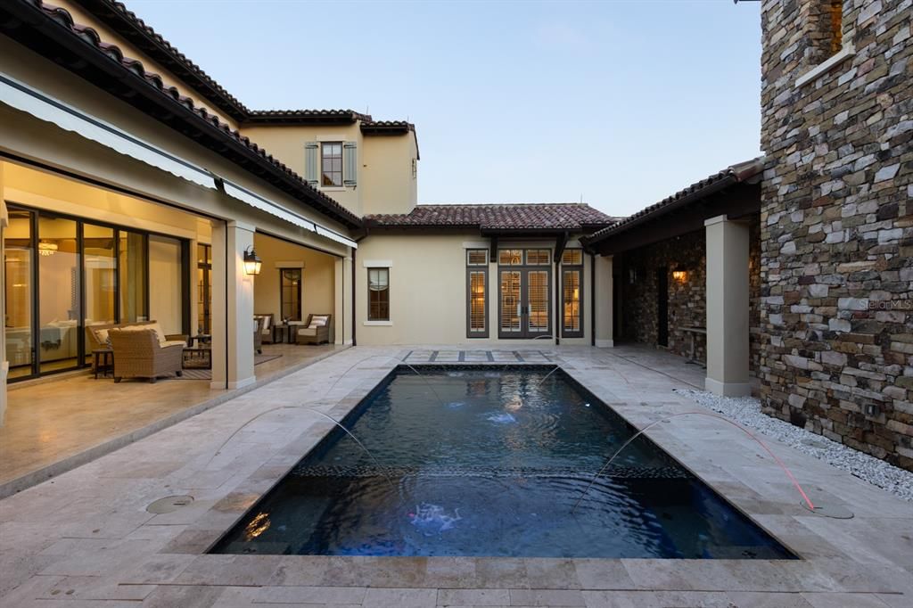 Recently Sold: $4,550,000 (5 beds, 5 baths, 4334 Square Feet)