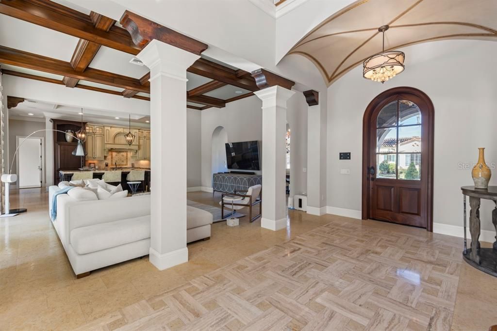 Recently Sold: $4,550,000 (5 beds, 5 baths, 4334 Square Feet)