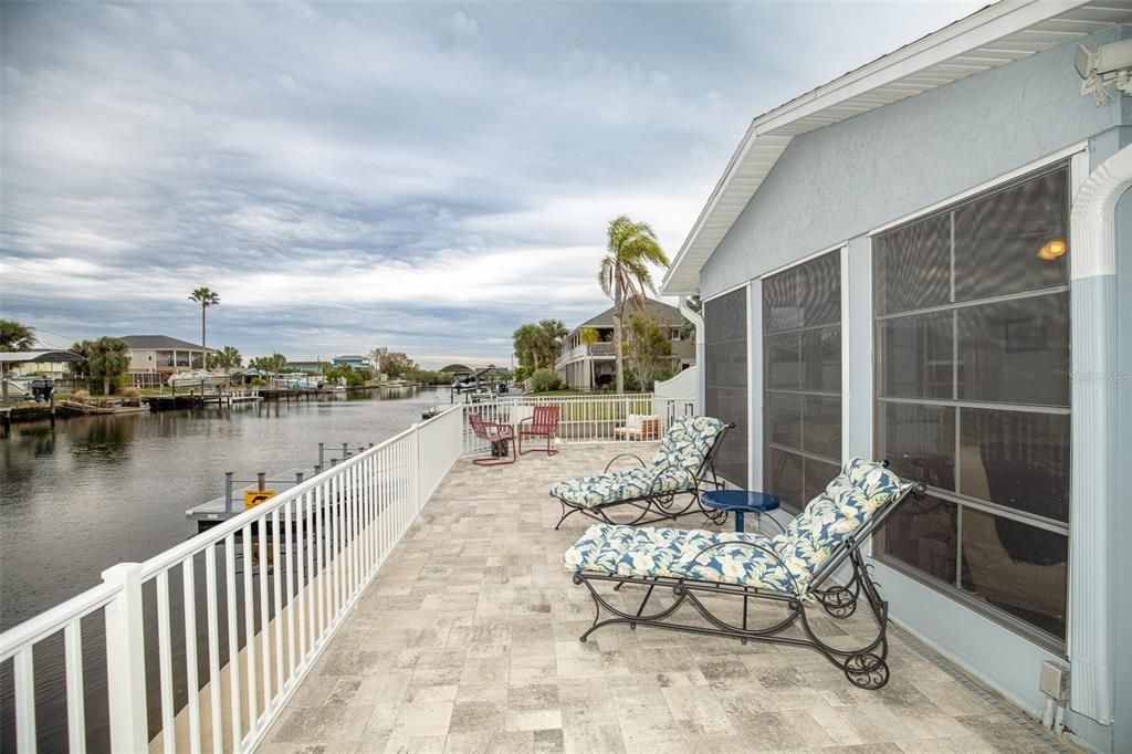 For Sale: $1,099,999 (3 beds, 2 baths, 1815 Square Feet)