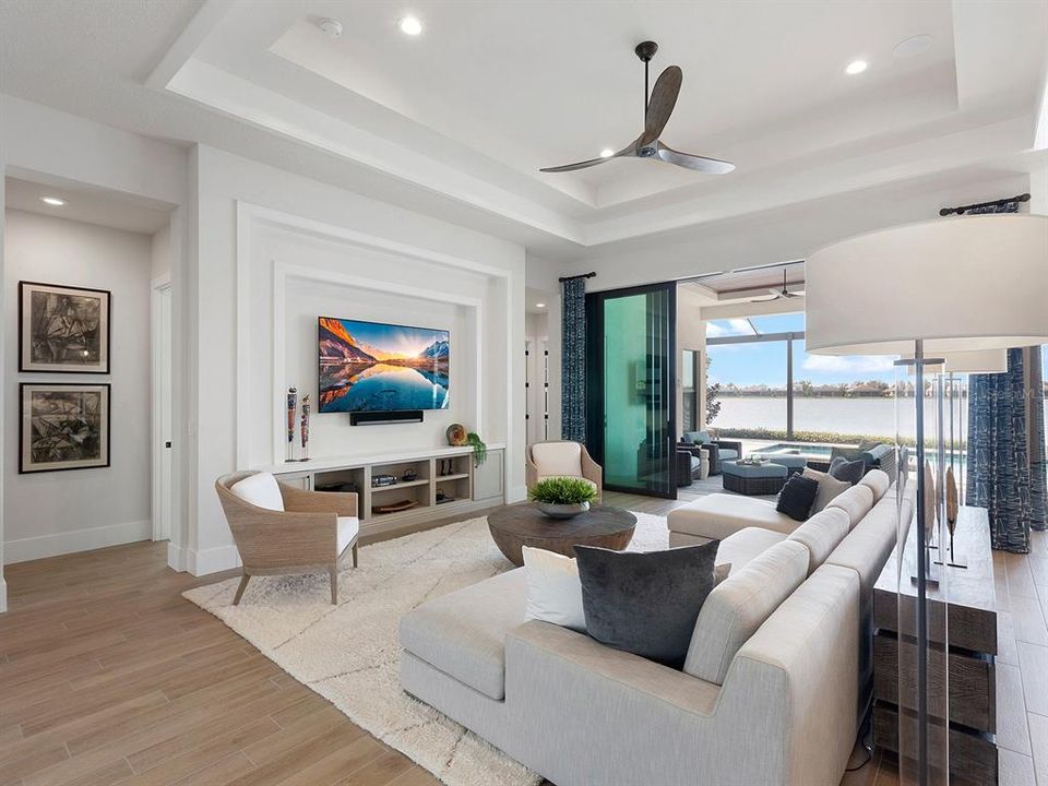 Active With Contract: $2,350,000 (3 beds, 3 baths, 2983 Square Feet)