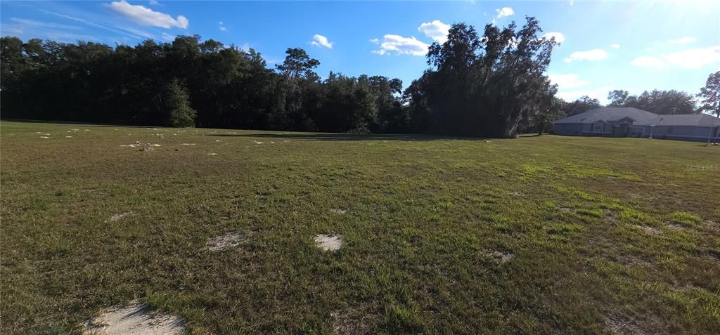 待售: $114,000 (1.40 acres)