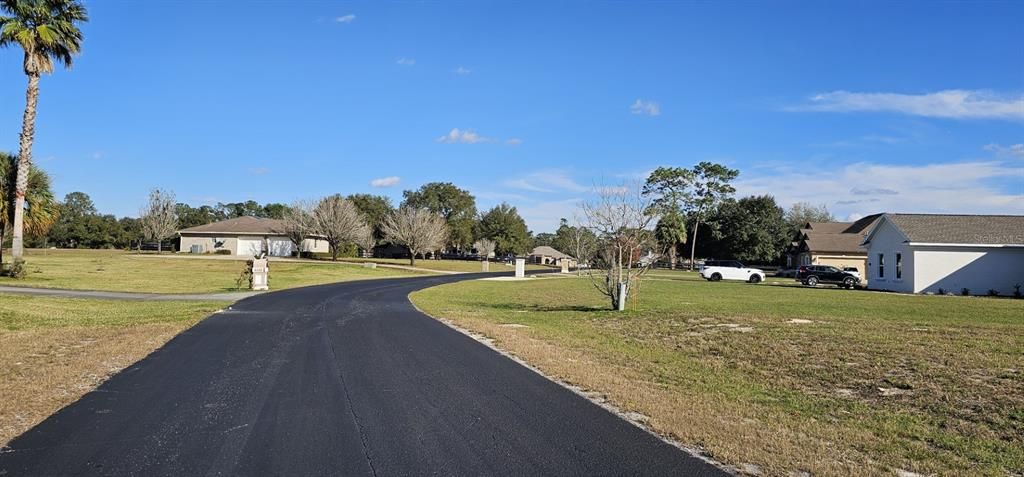 待售: $114,000 (1.40 acres)