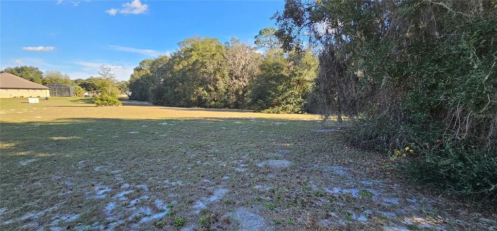 待售: $114,000 (1.40 acres)