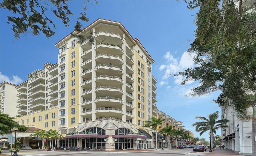 100 Central building