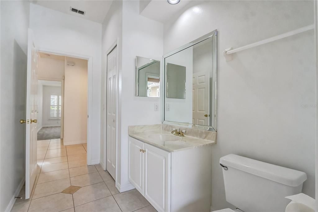 Recently Sold: $575,000 (4 beds, 2 baths, 2572 Square Feet)