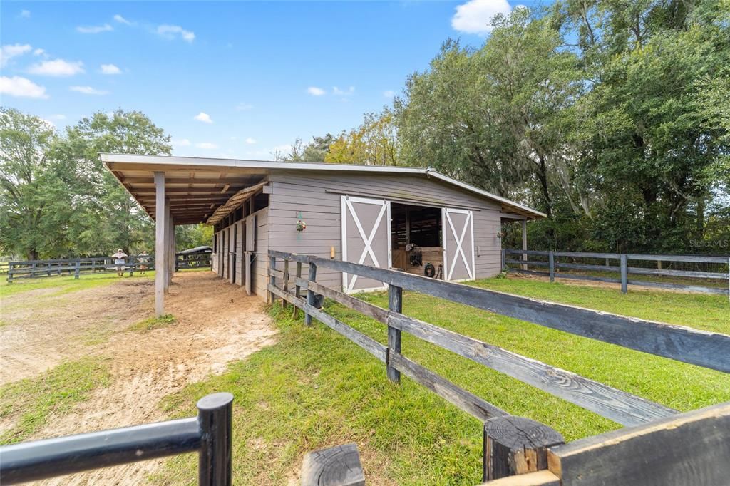 For Sale: $1,199,000 (3 beds, 2 baths, 1795 Square Feet)