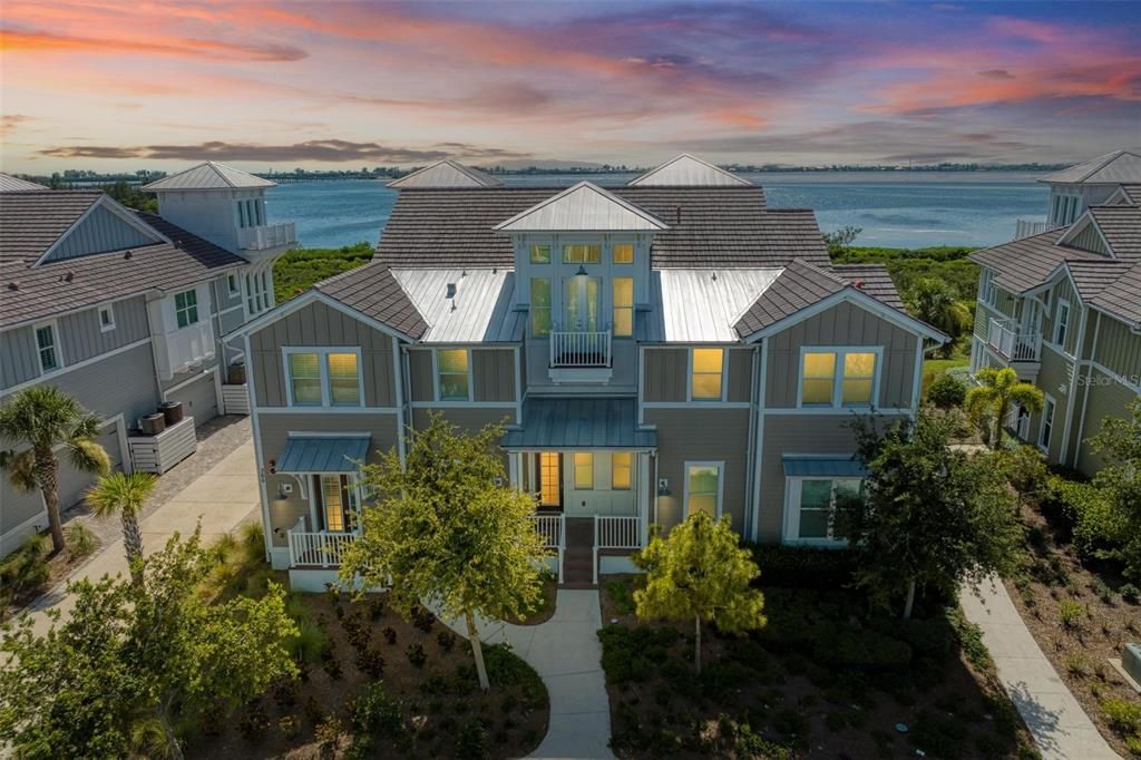 Unbelievable Sunsets at this Gorgeous Home on Anna Maria Sound!