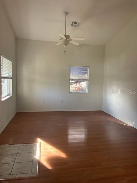 Recently Sold: $295,500 (2 beds, 2 baths, 1100 Square Feet)