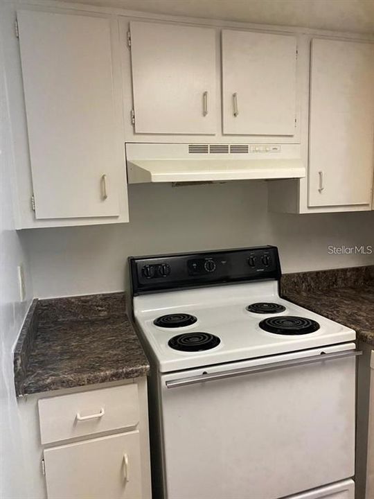 Recently Rented: $1,100 (1 beds, 1 baths, 550 Square Feet)
