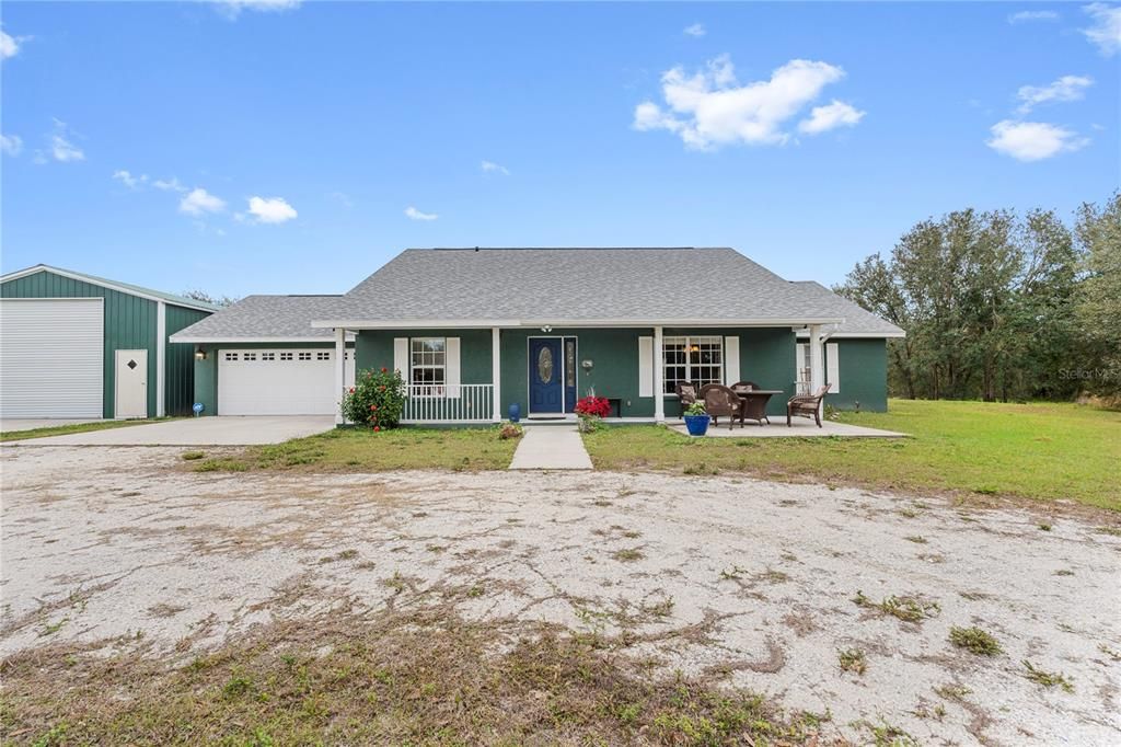 For Sale: $605,000 (3 beds, 2 baths, 1588 Square Feet)