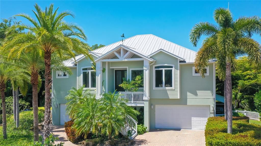 Property is located at the end of a cul-de-sac on Phillippi Creek