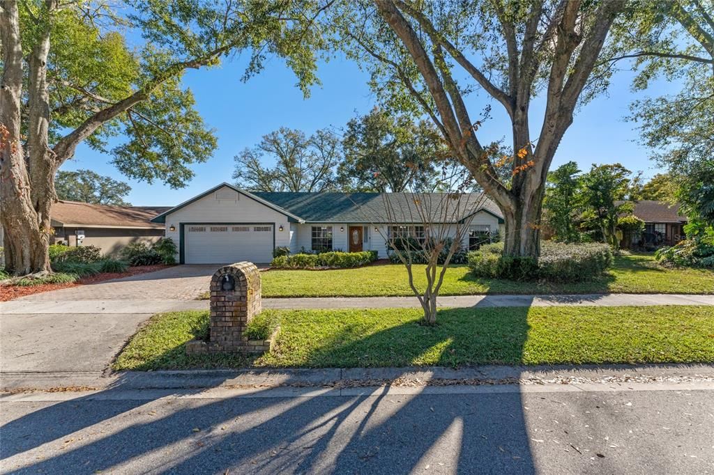 Recently Sold: $415,000 (3 beds, 2 baths, 1800 Square Feet)