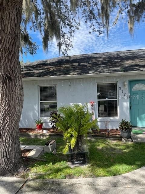 最近租的: $1,300 (2 贝兹, 2 浴室, 888 平方英尺)