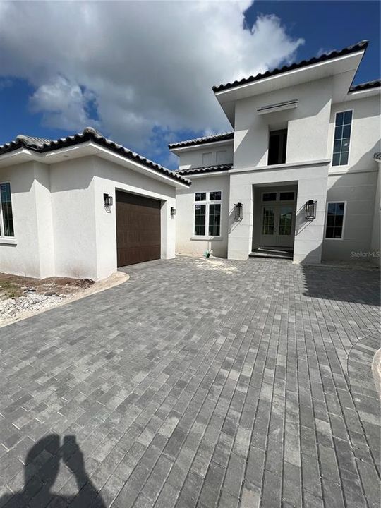 Recently Sold: $2,075,560 (3 beds, 3 baths, 5030 Square Feet)