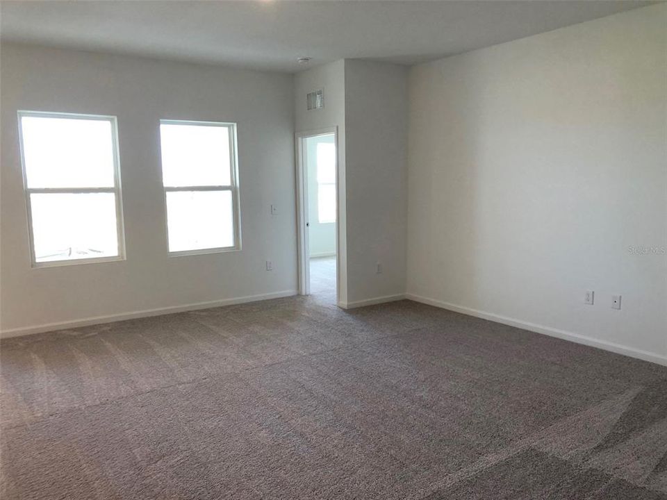 Recently Rented: $1,899 (3 beds, 2 baths, 1769 Square Feet)