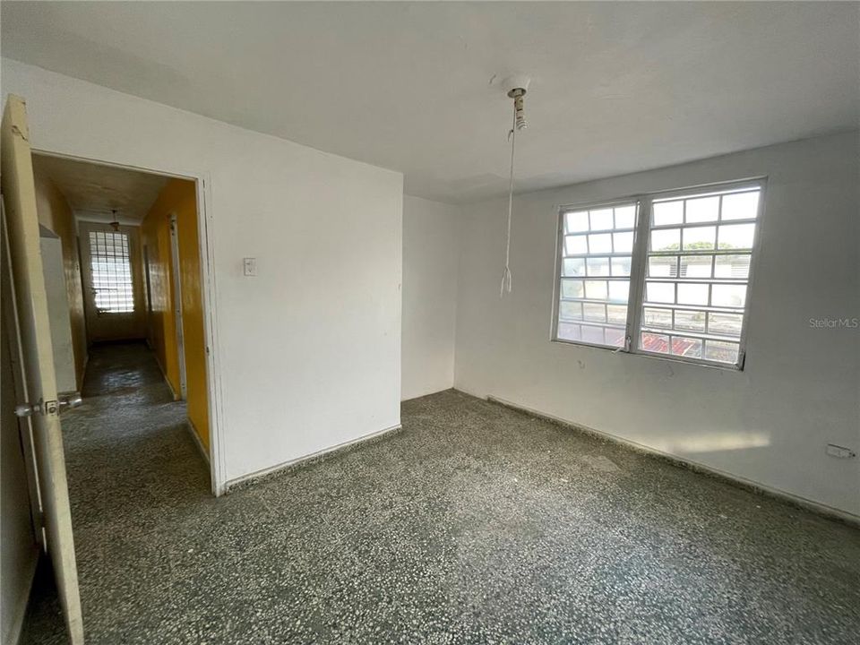 Vendido Recientemente: $35,000 (0 camas, 0 baños, 767 Pies cuadrados)