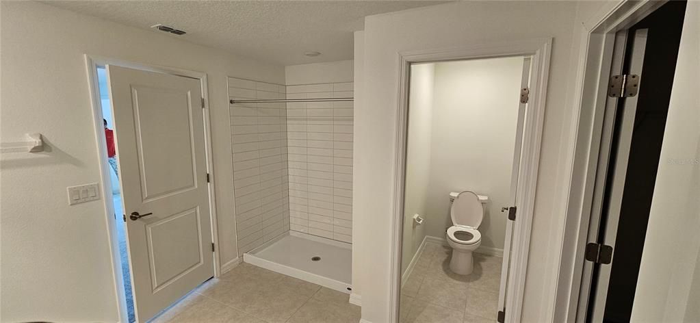最近租的: $2,800 (4 贝兹, 2 浴室, 1936 平方英尺)