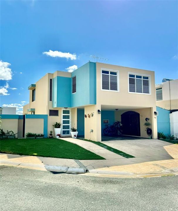 Recently Sold: $290,000 (4 beds, 2 baths, 2100 Square Feet)