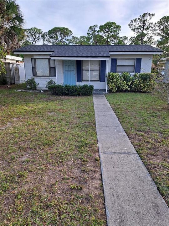 Recently Rented: $1,995 (2 beds, 1 baths, 1056 Square Feet)