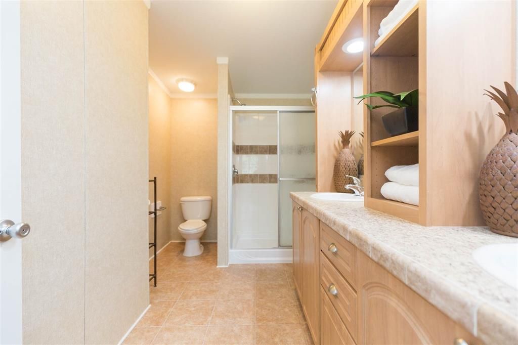 Recently Sold: $324,900 (3 beds, 2 baths, 1404 Square Feet)
